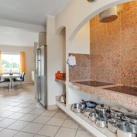 בית נופש Saga By Interhome Bredebro